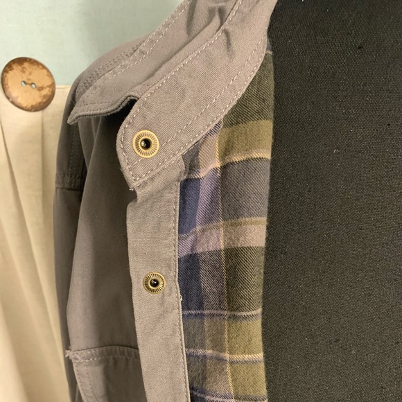 *SOLD* Cabela’s Hunting Lined Heavy Shirt - Picture 5 of 6